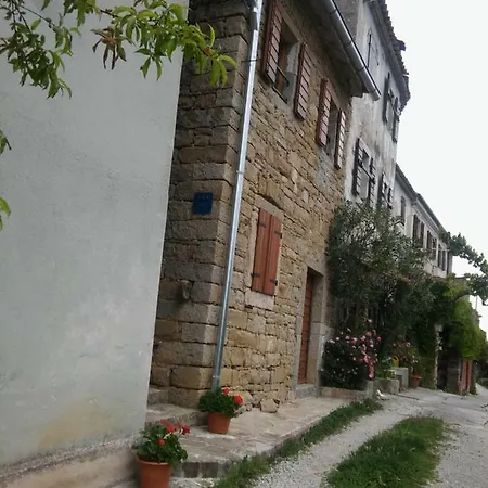 Apartment Staleta Tartuf