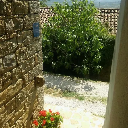 Staleta Tartuf Apartment